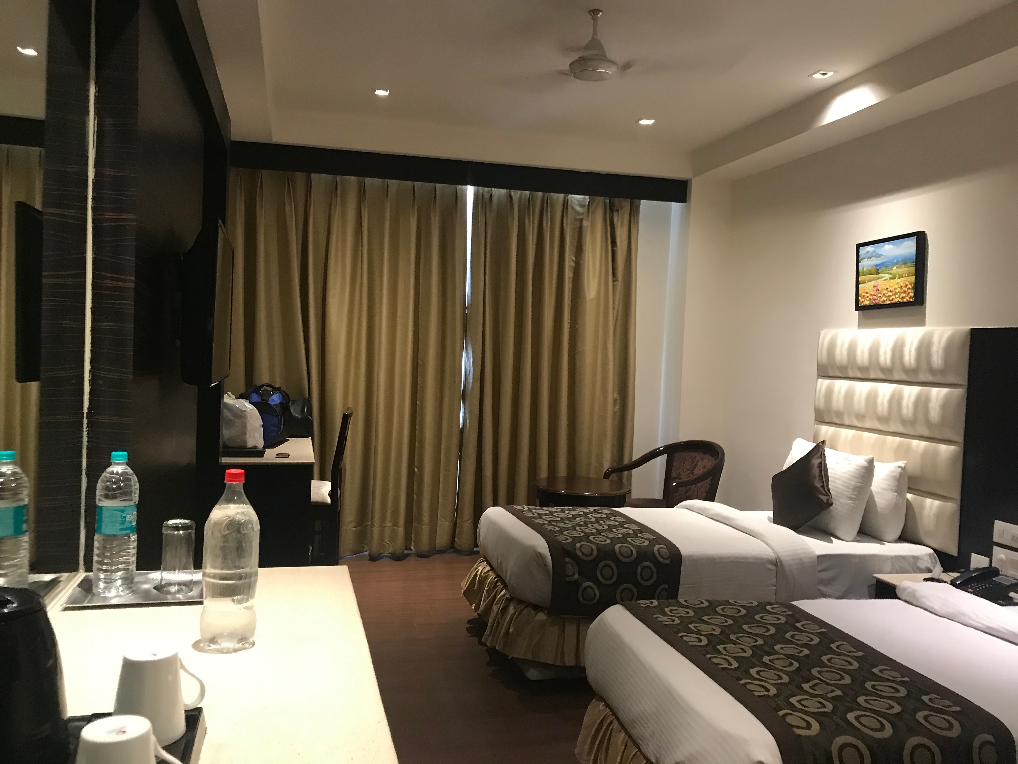 Hotel Mandarin 100 Money Back 𝗕𝗢𝗢𝗞 Zirakpur Hotel 𝘄𝗶𝘁𝗵 𝗙𝗥𝗘𝗘 𝗖𝗮𝗻𝗰𝗲𝗹𝗹𝗮𝘁𝗶𝗼𝗻