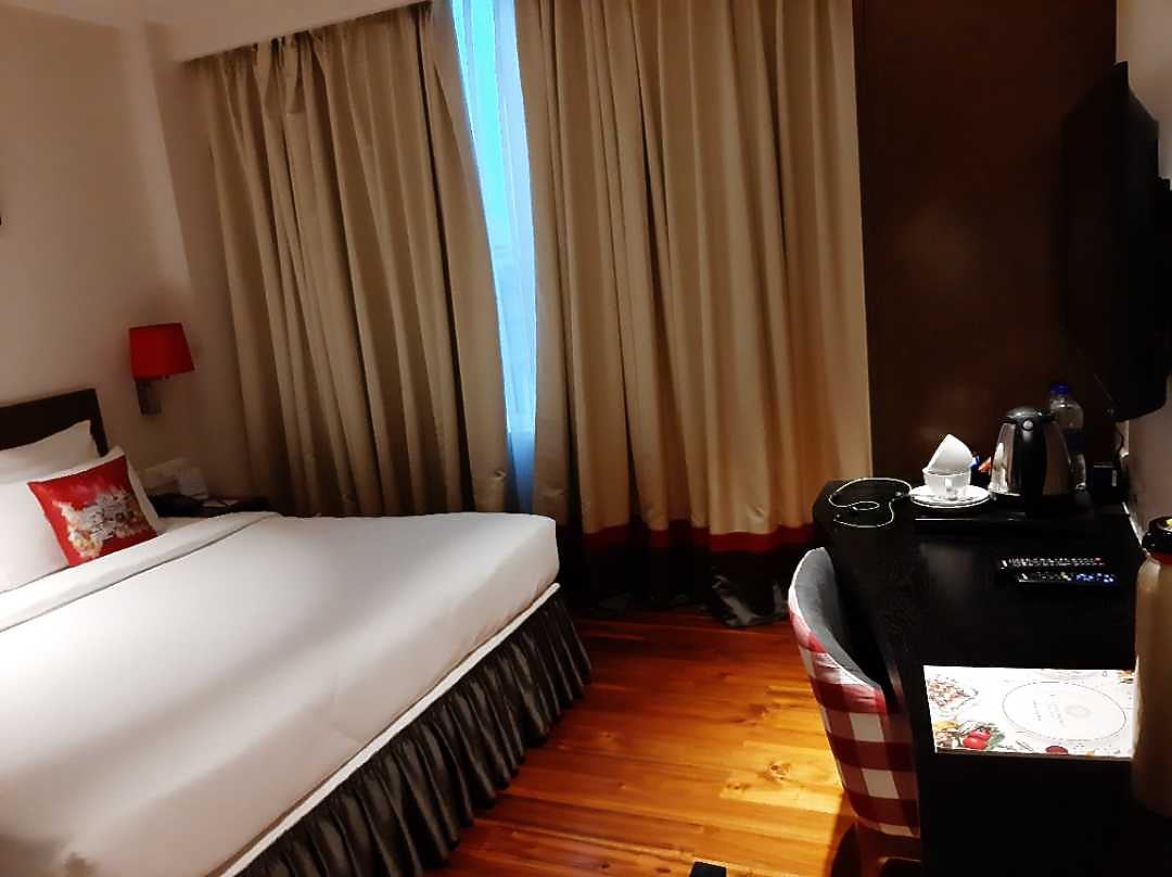 Le Lotus Grand 𝗕𝗢𝗢𝗞 Varanasi Hotel 𝘄𝗶𝘁𝗵 ₹𝟬 𝗣𝗔𝗬𝗠𝗘𝗡𝗧