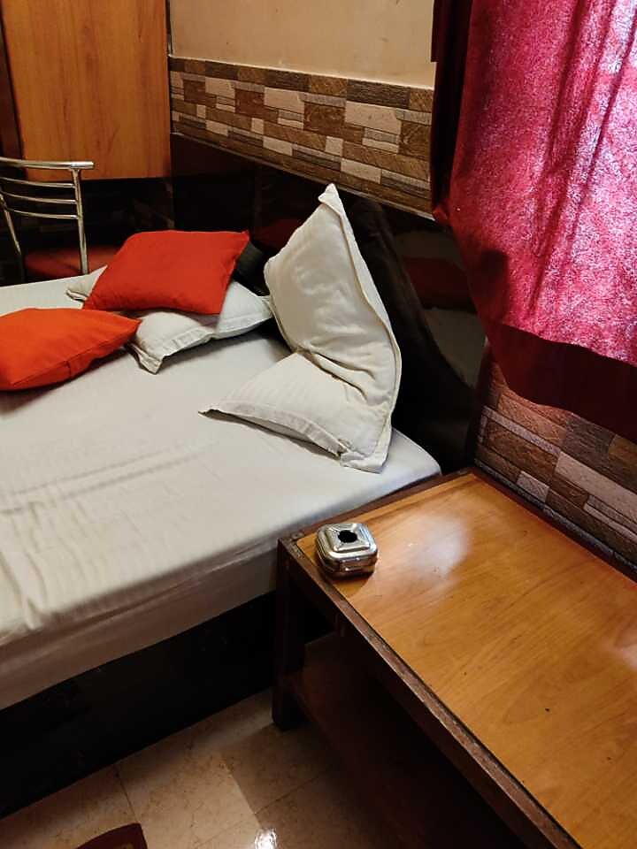 Photos of Apartments Room Caretaker & WiFi Apartment in Kolkata