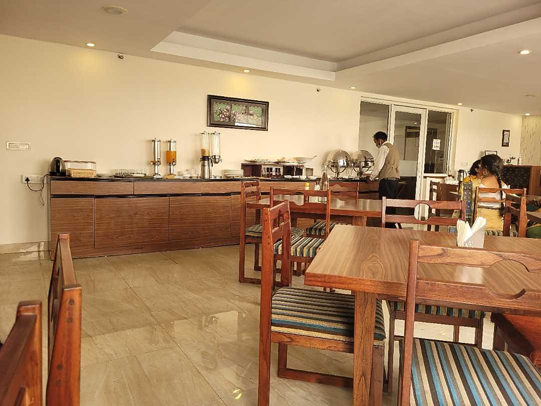 Rosewood Apartment Hotel Studios & Rooms 𝗕𝗢𝗢𝗞 Haridwar Apartment 𝘄𝗶𝘁𝗵