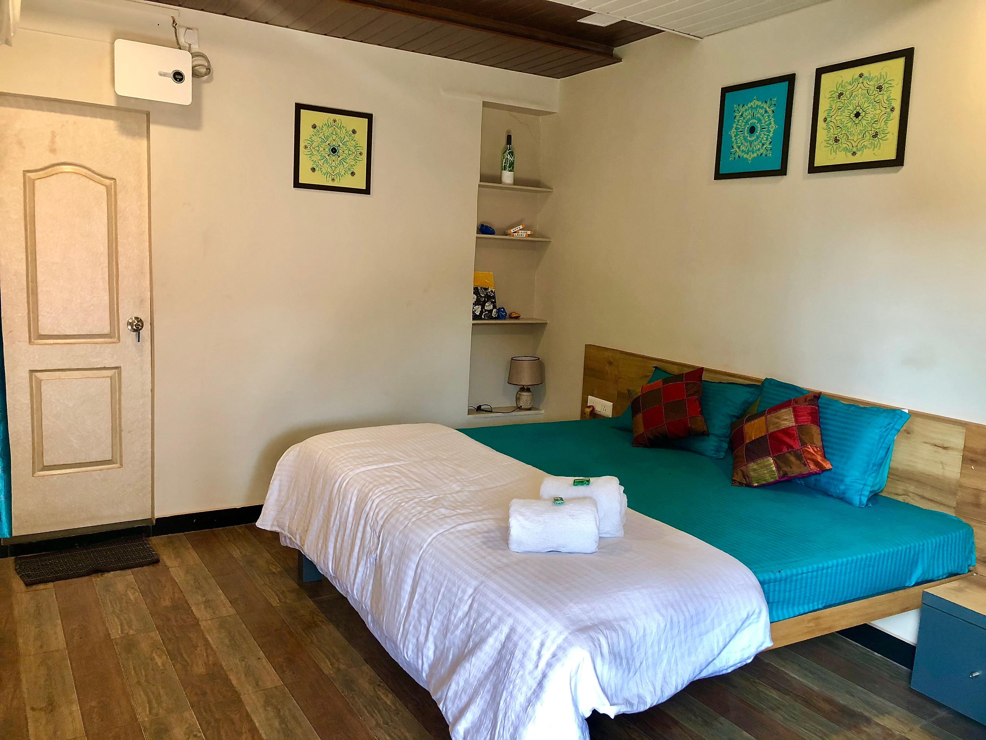 Zostel Kolad 𝗕𝗢𝗢𝗞 Kolad Hostel 𝘄𝗶𝘁𝗵 𝗙𝗥𝗘𝗘 𝗖𝗮𝗻𝗰𝗲𝗹𝗹𝗮𝘁𝗶𝗼𝗻