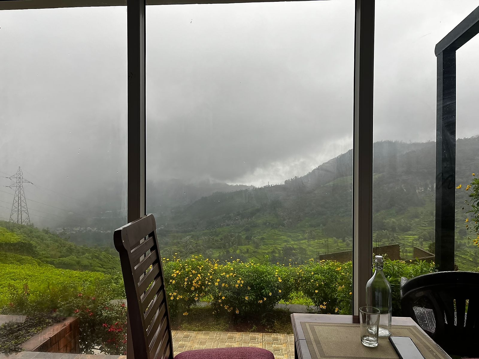 Planters Punch Resorts 𝗕𝗢𝗢𝗞 Ooty Resort 𝘄𝗶𝘁𝗵 ₹𝟬 𝗣𝗔𝗬𝗠𝗘𝗡𝗧