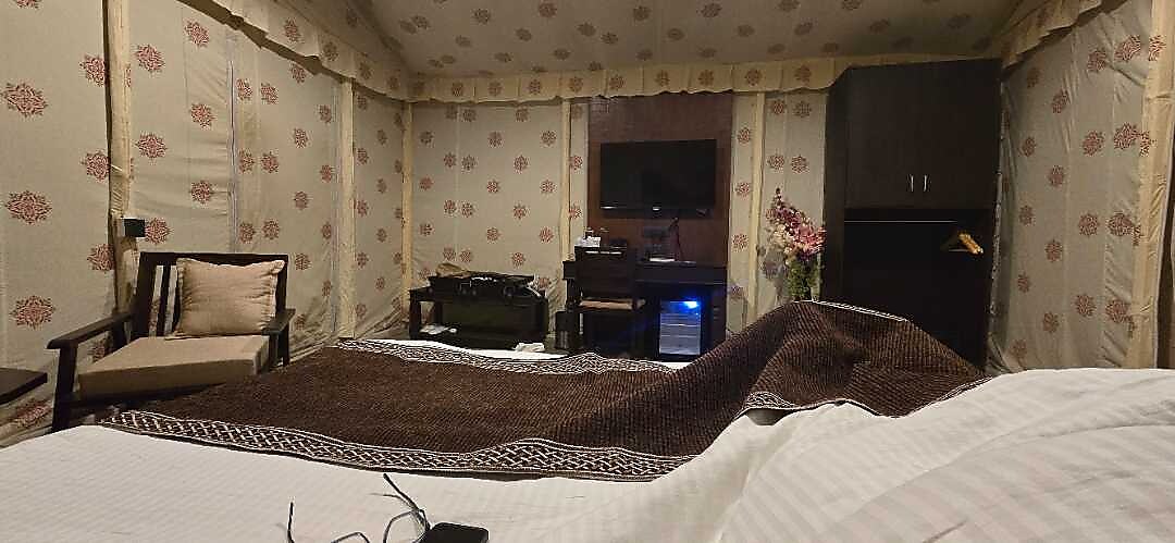 Praveg Tent City Brahma Kund Ayodhya 𝗕𝗢𝗢𝗞 Ayodhya Hotel 𝘄𝗶𝘁𝗵 𝗙𝗥𝗘𝗘