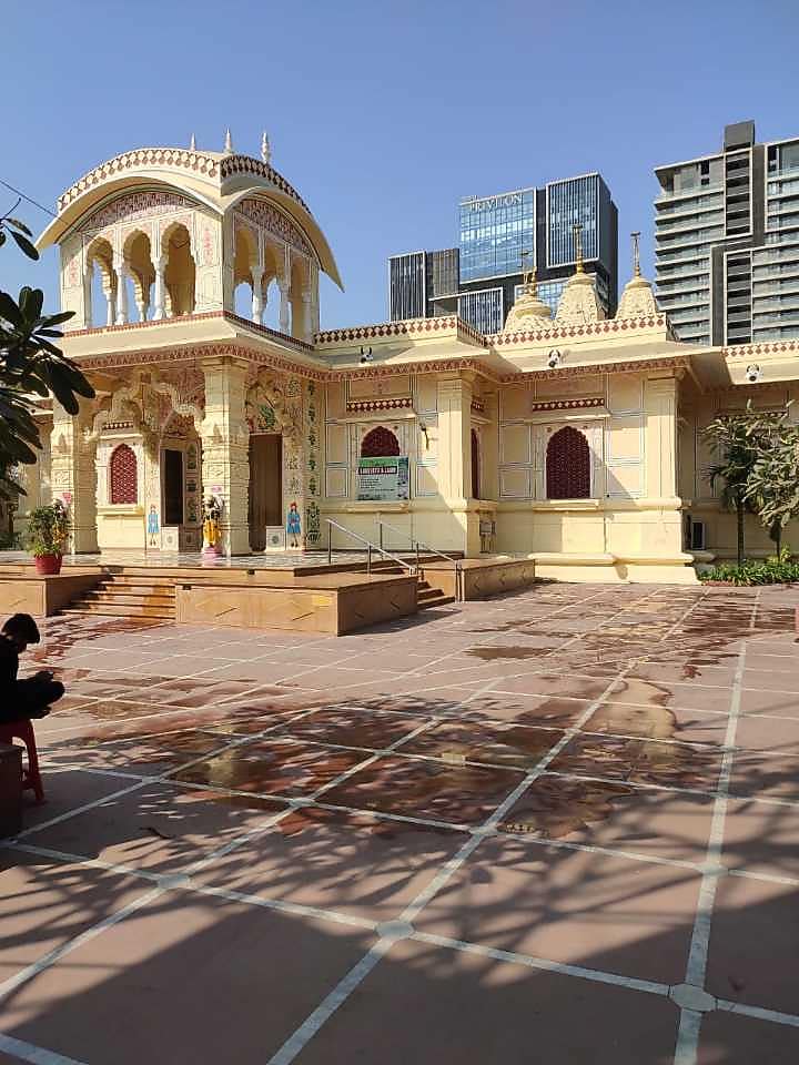 Hotel Silver Cloud 100 Money Back 𝗕𝗢𝗢𝗞 Ahmedabad Hotel 𝘄𝗶𝘁𝗵 𝗙𝗥𝗘𝗘