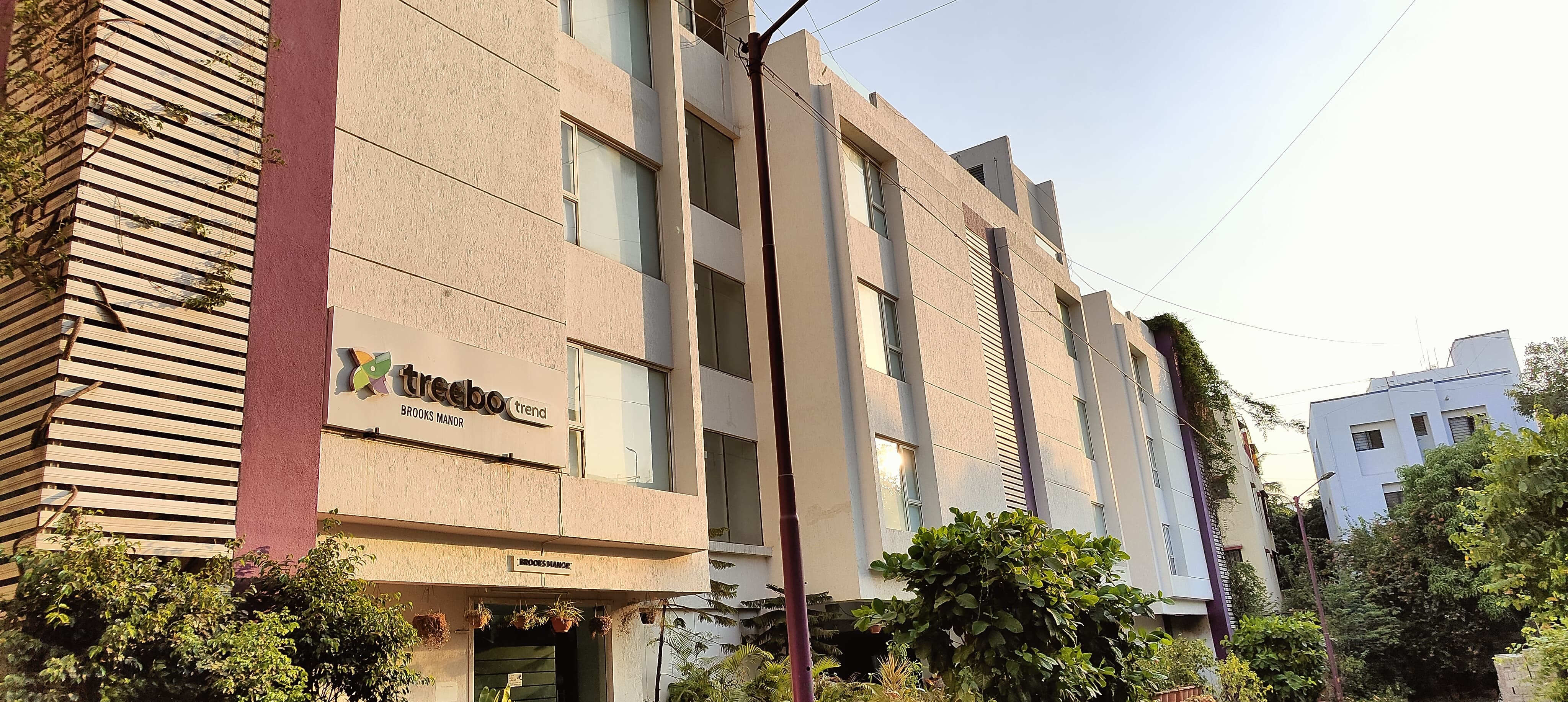 Treebo Kuval Inn Treebo Brooks Manor đđ˘đ˘đ Pune Hotel đđśđđľ đđĽđđ đđŽđťđ°đ˛đšđšđŽđđśđźđť