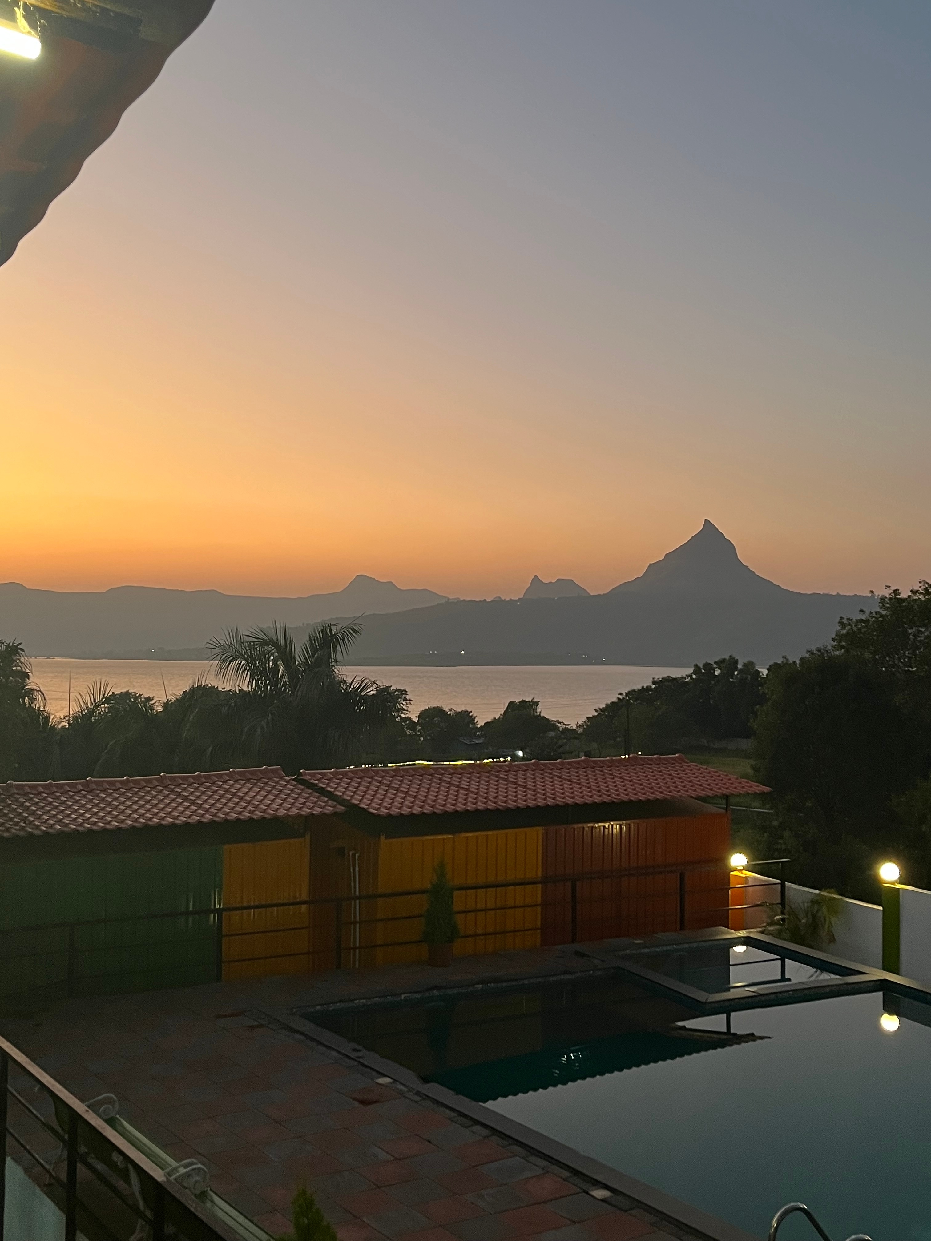 The Bob House Rooms & Cafe 𝗕𝗢𝗢𝗞 Lonavala Villa 𝘄𝗶𝘁𝗵 ₹𝟬 𝗣𝗔𝗬𝗠𝗘𝗡𝗧