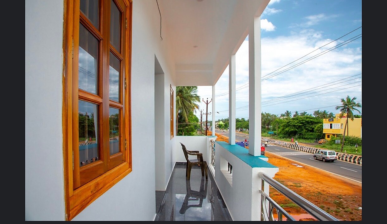 Rainbow Residency Rooms in a Homestay 𝗕𝗢𝗢𝗞 Auroville Homestay 𝘄𝗶𝘁𝗵