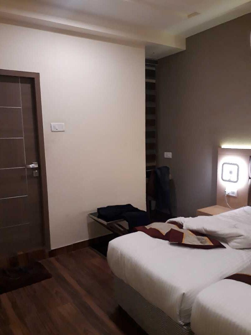 NESTLAY ROOMS VANAGARAM Chennai Hotel Price, Address & Reviews