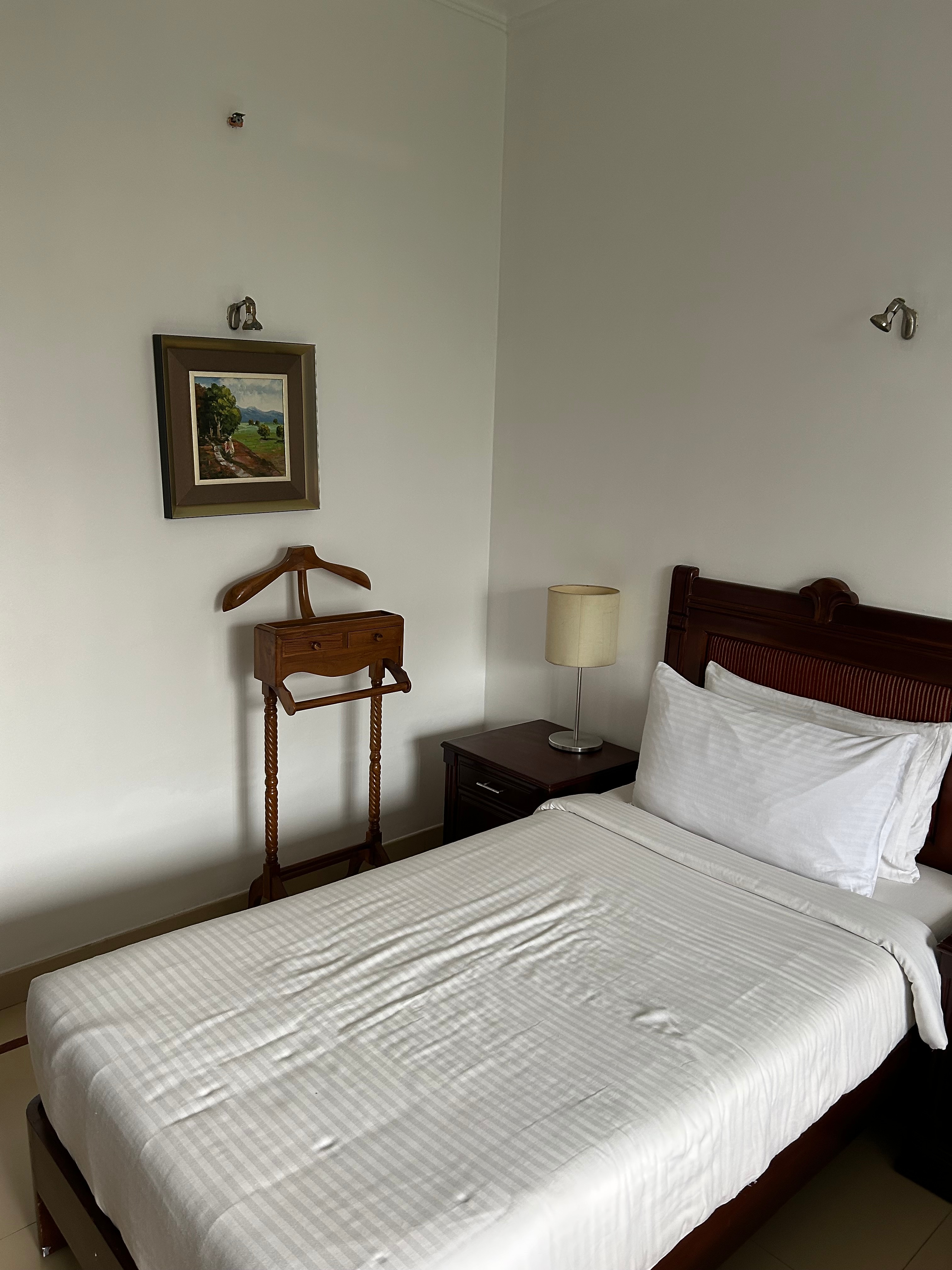 Hotel Ashoka Inn 100 Money Back 𝗕𝗢𝗢𝗞 Thrissur Hotel 𝘄𝗶𝘁𝗵 𝗙𝗥𝗘𝗘 𝗖𝗮𝗻𝗰𝗲𝗹𝗹𝗮𝘁𝗶𝗼𝗻