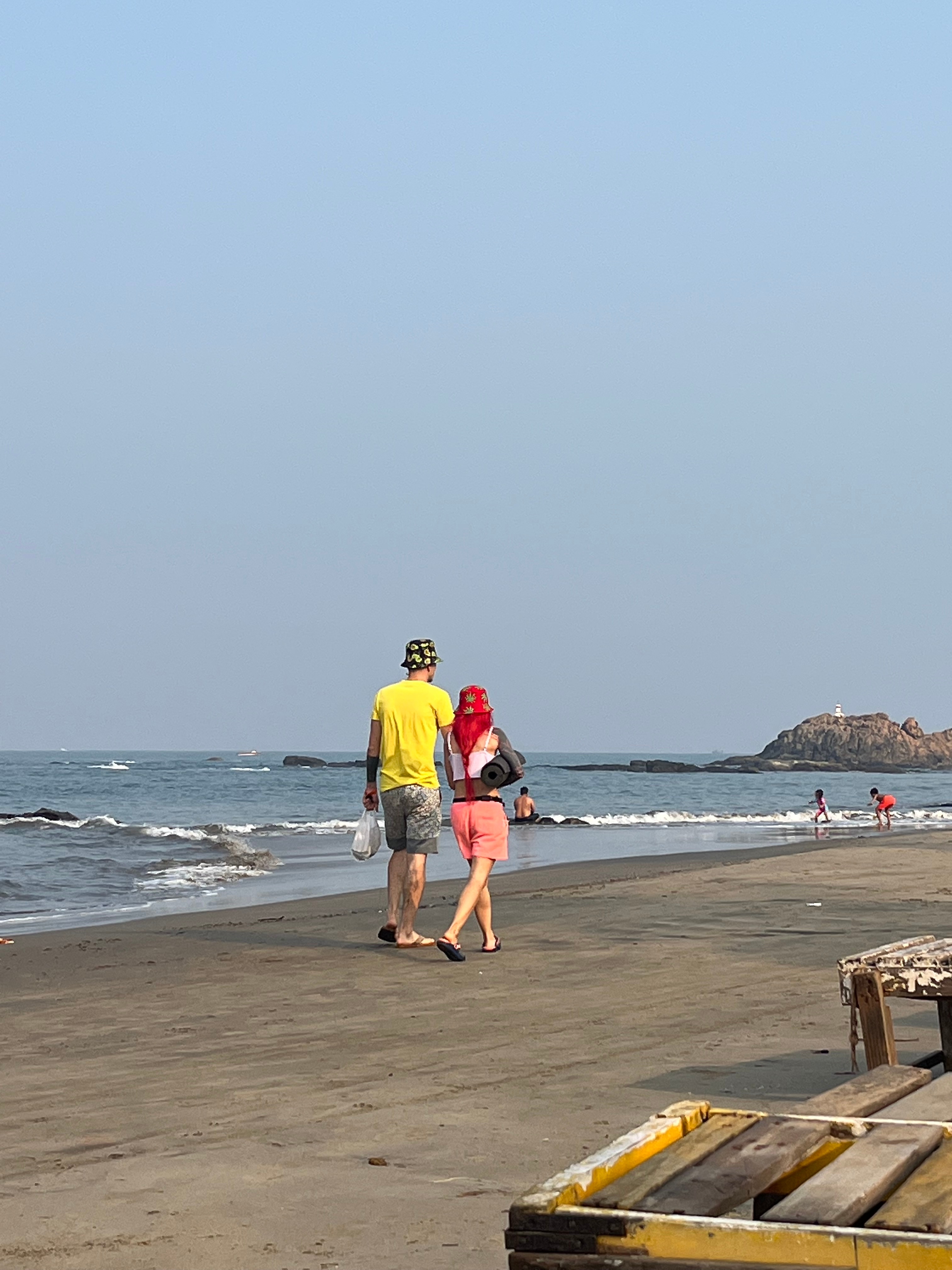 The Bucket List Hostel Dorms & Tents 𝗕𝗢𝗢𝗞 Goa Hostel 𝘄𝗶𝘁𝗵 𝗙𝗥𝗘𝗘