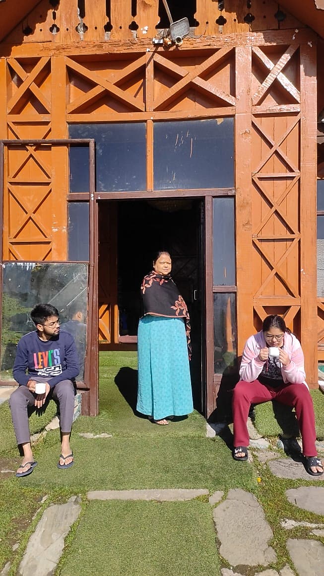 Sun And Snow II 𝗕𝗢𝗢𝗞 Gulmarg Hotel 𝘄𝗶𝘁𝗵 𝗙𝗥𝗘𝗘 𝗖𝗮𝗻𝗰𝗲𝗹𝗹𝗮𝘁𝗶𝗼𝗻