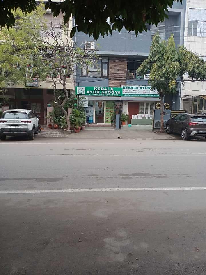 Mandakani Residency Green Park Delhi 𝗕𝗢𝗢𝗞 Delhi BnB 𝘄𝗶𝘁𝗵 𝗙𝗥𝗘𝗘