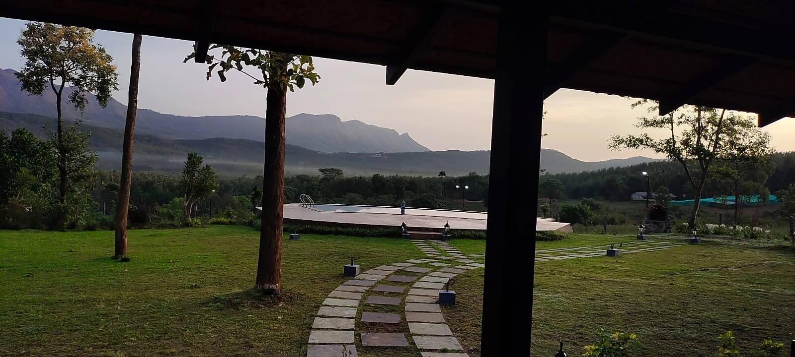 Coffeeberry Hills 𝗕𝗢𝗢𝗞 Chikmagalur Homestay 𝘄𝗶𝘁𝗵 𝗙𝗥𝗘𝗘 𝗖𝗮𝗻𝗰𝗲𝗹𝗹𝗮𝘁𝗶𝗼𝗻