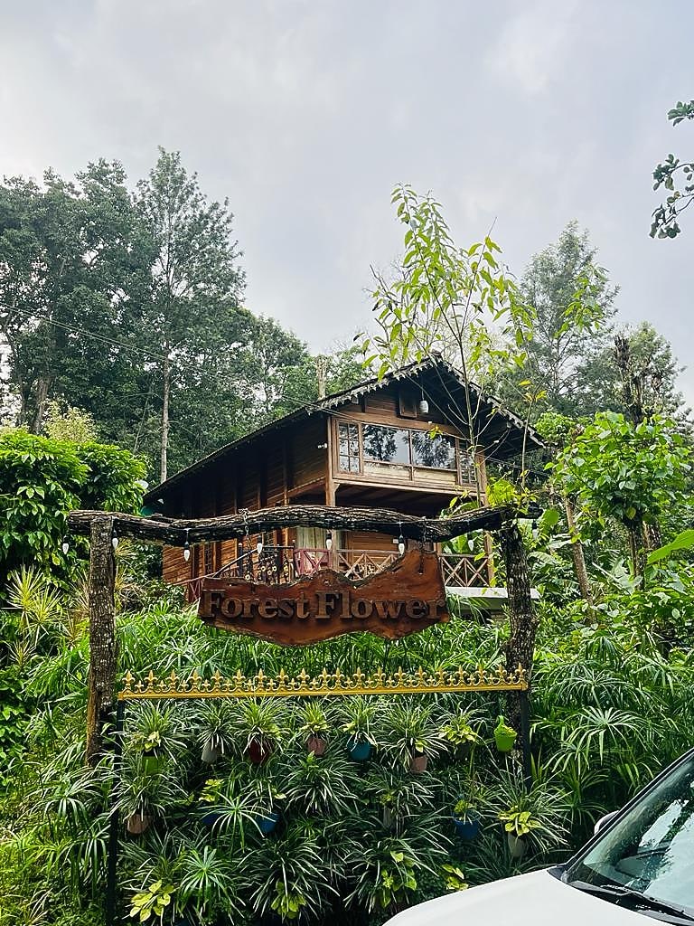 Forest Flower Homestay Rooms & Caretaker 𝗕𝗢𝗢𝗞 Homestay 𝘄𝗶𝘁𝗵 ₹𝟬