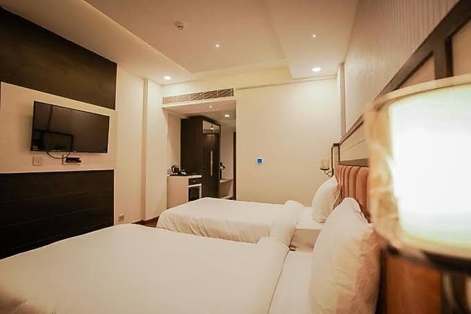 Royal Ritz 𝗕𝗢𝗢𝗞 Hubli Resort 𝘄𝗶𝘁𝗵 𝗙𝗥𝗘𝗘 𝗖𝗮𝗻𝗰𝗲𝗹𝗹𝗮𝘁𝗶𝗼𝗻