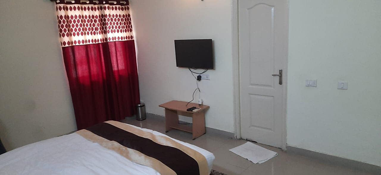 Sterling Brookside Apartment 𝗕𝗢𝗢𝗞 Bangalore Apartment 𝘄𝗶𝘁𝗵 ₹𝟬 𝗣𝗔𝗬𝗠𝗘𝗡𝗧