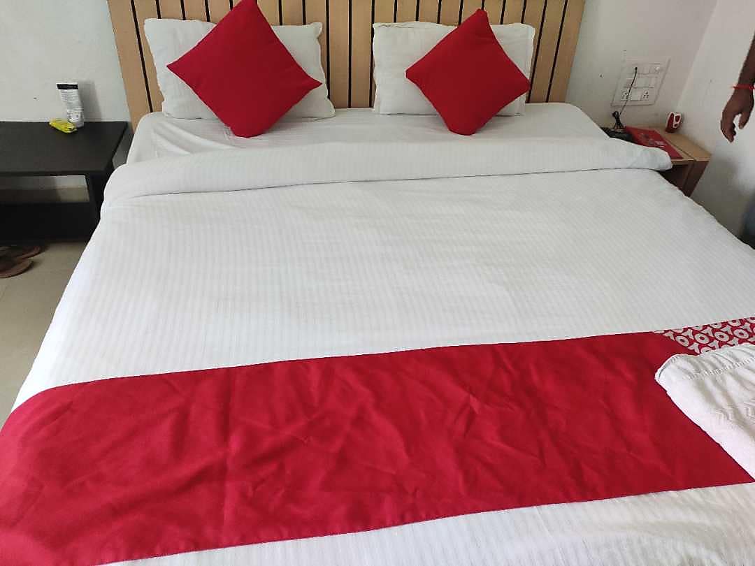 OYO Flagship 79342 Konark Green Bhopal Hotel, FREE Cancellation*, Price