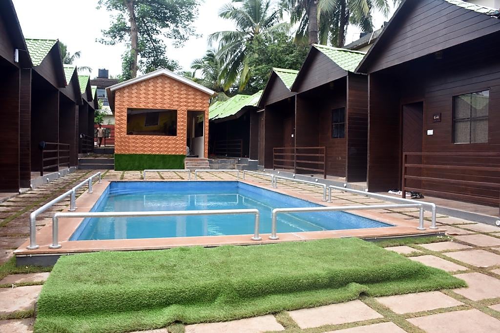 Woodhouse beach resort Best Rates on Goa Hotel Deals, Reviews & Photos