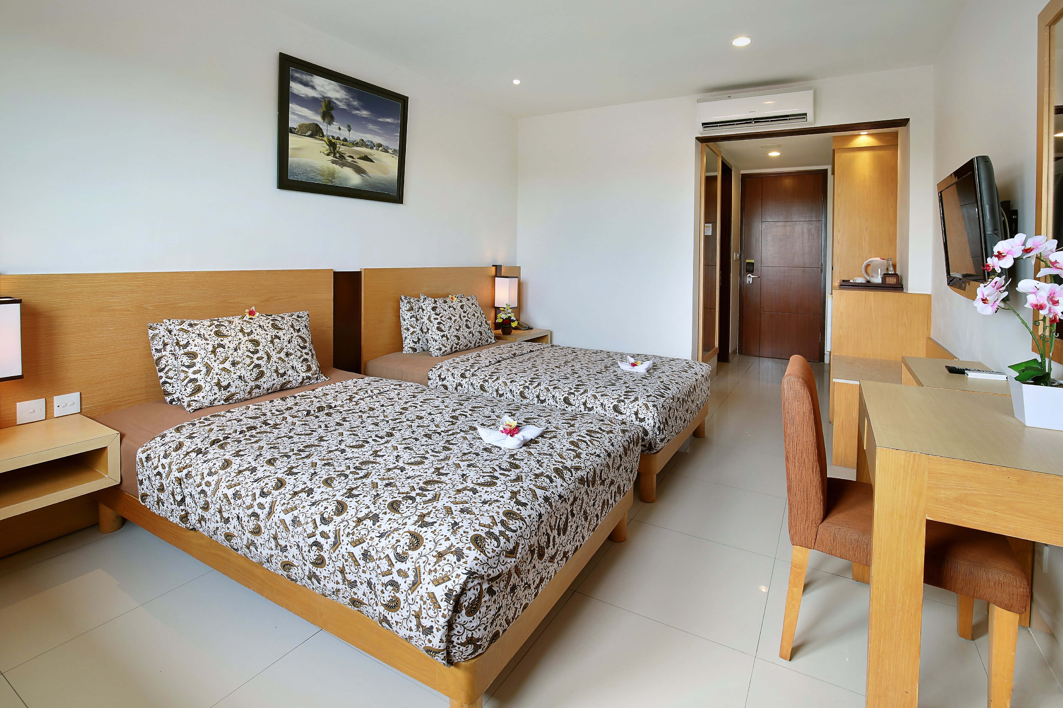 Bali Relaxing Resort & Spa - Tap to explore photos