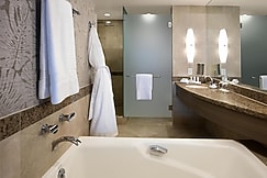 Diplomat Beach Resort Hollywood, Curio Collection by Hilton, Miami (Florida)