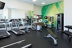 Holiday Inn Express Hotel & Suites Montreal Airport, Montreal