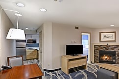 Homewood Suites Hartford/Windsor Locks, Hartford