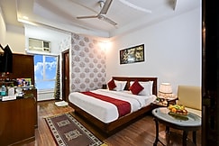 Hotel Chanchal Deluxe, Delhi