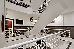 Hotel Chanchal Continental, Delhi