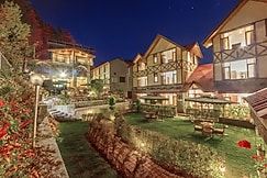 Shingar Regency - Centrally Heated Comfort (5 minutes drive from the Mall Road), Kasol