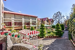 Shingar Regency - Centrally Heated Comfort (5 minutes drive from the Mall Road), Bir Billing