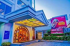 Hotel Abad Plaza