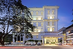 The Avenue Center Hotel, Munnar