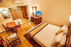 Yuvarani Residency, Thrissur