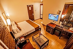 Yuvarani Residency, Muvattupuzha