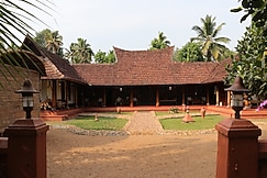 Emerald Isle Heritage Villa , Alleppey