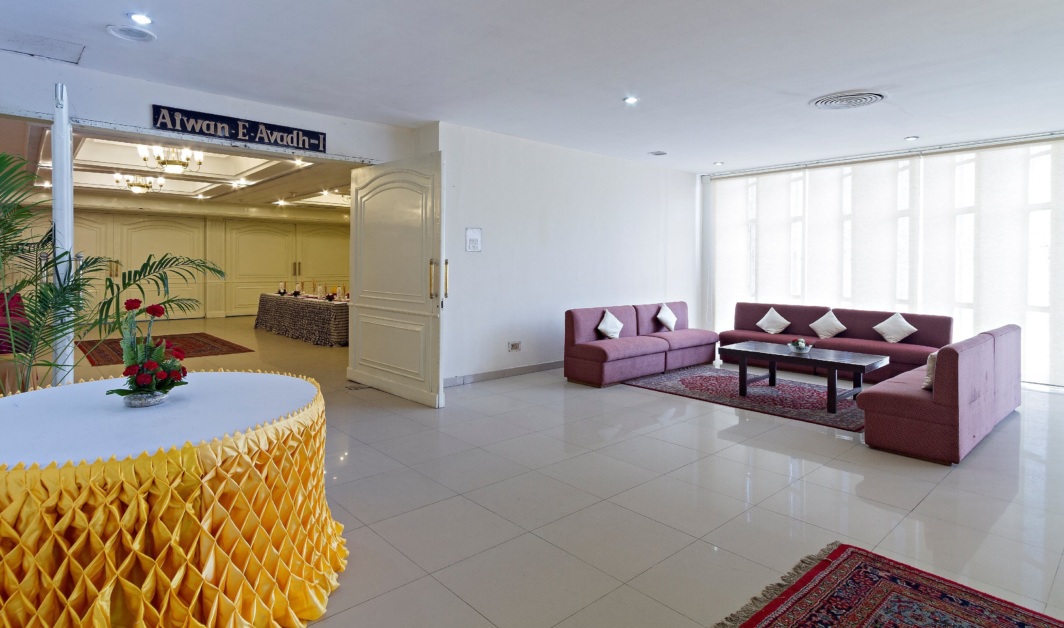 Clarks Avadh Lucknow INR 3903 OFF ( ̶9̶9̶9̶9̶ ) Hotel Price, Address ...
