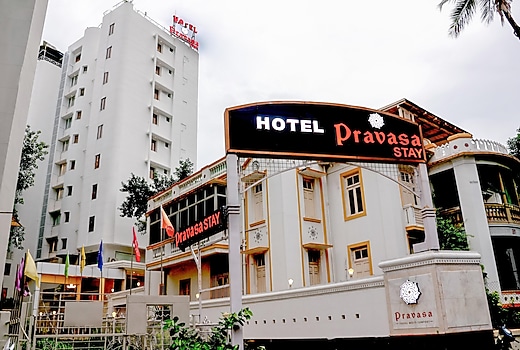 Hotel Pravasa Stay