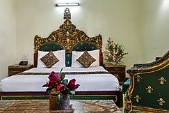 Hotel Sunstar Residency, Dankaur