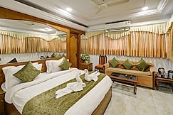 Hotel Maruti Ahmedabad, Ahmedabad