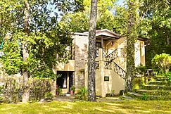 Kasaar Jungle Resort ( Connected Kasaar Devi Temple), Dwarahat