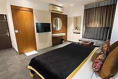 Hotel Sri Nanak Continental@4Min Karol Bagh Market, Delhi