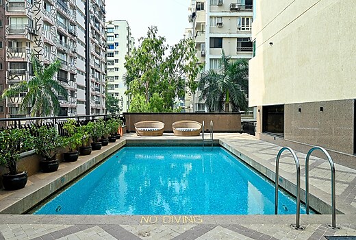 Plunge Pool