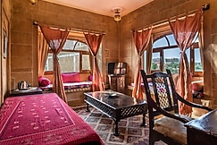Hotel Fifu, Phalodi