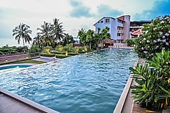 Westbay Resort & Spa, Ganpatipule, Ratnagiri