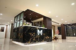 The Monarch hotel, Bangalore
