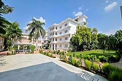 Udai Vilas Palace, Kiraoli
