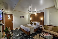 Comfort Inn President, Ahmedabad