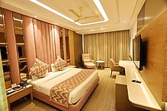 Hotel Park Grand, Chandigarh