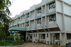 Hotel Ravikiran, Alibaug