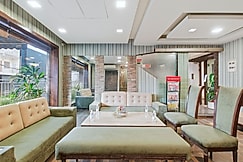 Hotel Clark Heights, Delhi